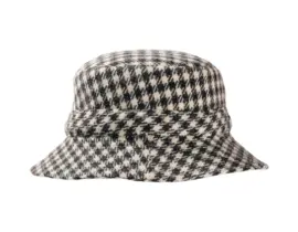 Bucket Hut Irish Wool