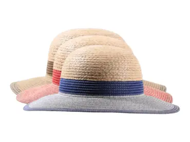 Damenhut Cloche Raffia/Paper aus 60% Papier und 40% Raffia in Mittelbraun, Rot und Jeans.