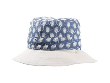 Damen Sommerhut Leinen/Cotton mit besticktem Jeansstoff und cremefarbener Krempe.