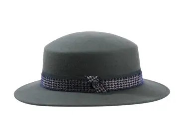 Cloche Damenhut Wollfilz mit Pied de Poule Mohairband – Risa Handarbeit Schweiz